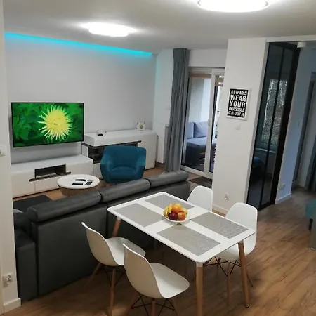 Good To Sea Polanki Kolobrzeg, Z Garazem *